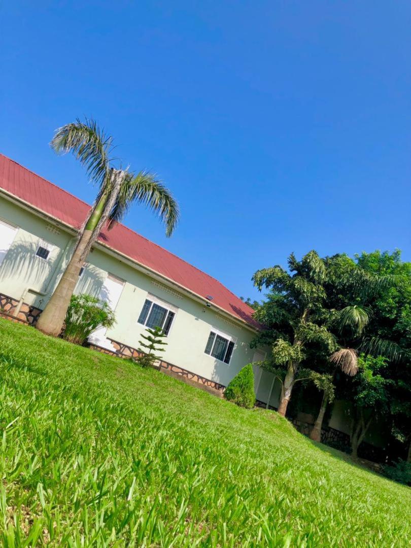 Airport Shoebill Hotel Entebbe Eksteriør bilde