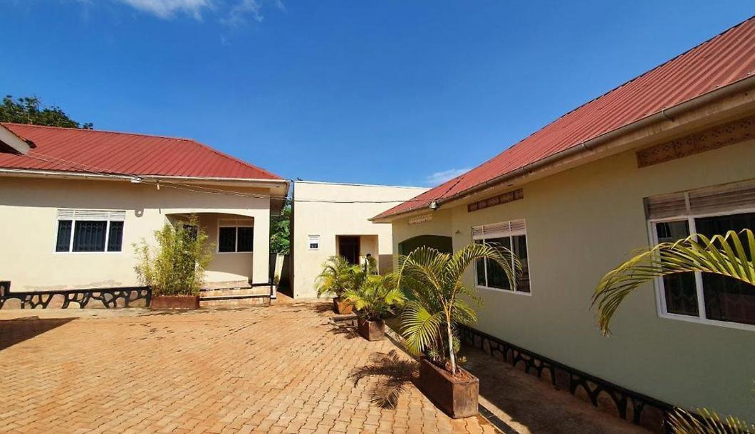 Airport Shoebill Hotel Entebbe Eksteriør bilde