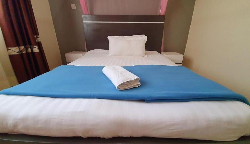 Airport Shoebill Hotel Entebbe Eksteriør bilde